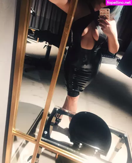 Sophialarou OnlyFans Thumbnail #fNhsuNnzlg