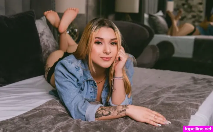 Sophialaurens OnlyFans Thumbnail #RsQB3sGLNr