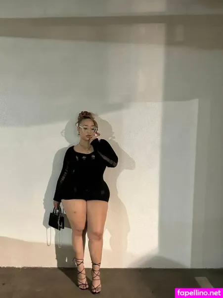 Sophialaurrren OnlyFans Thumbnail #H1Qm85lbQd
