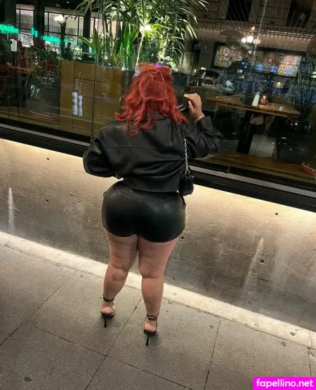 Sophialaurrren OnlyFans Thumbnail #XkUav0iHjy