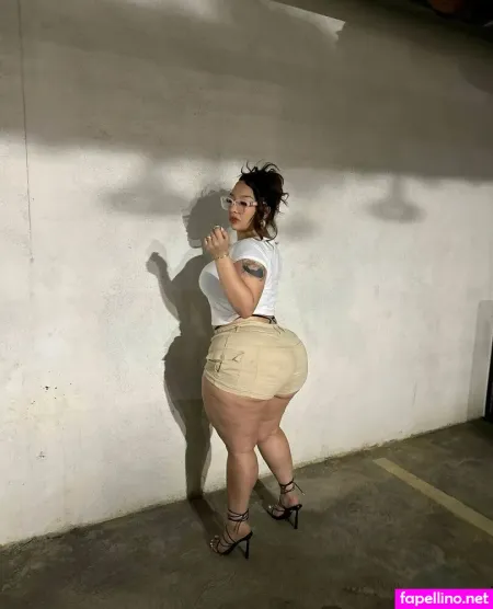 Sophialaurrren OnlyFans Thumbnail #kGnrpblcUX