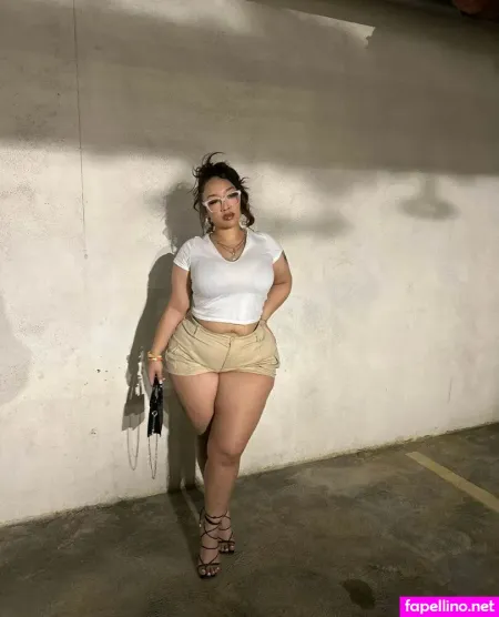 Sophialaurrren OnlyFans Thumbnail #lTvqEhobbM