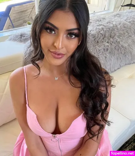 Sophialeonexo OnlyFans Thumbnail #B2mVFQ3m6z