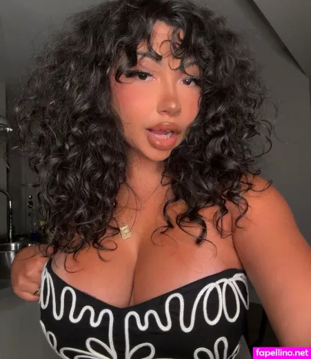 Sophiaofficials OnlyFans Thumbnail #HnvS0reieZ