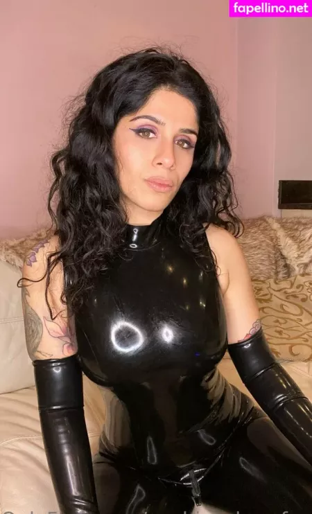 Sophiasaharafree OnlyFans Thumbnail #4XkP5dwORJ