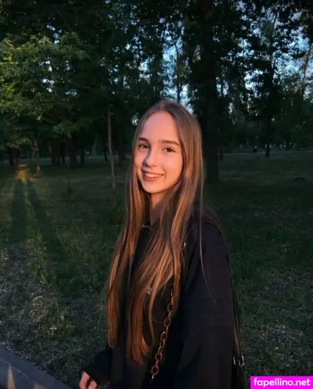 Sophiasinssss OnlyFans Thumbnail #9ZIrKBLcPO