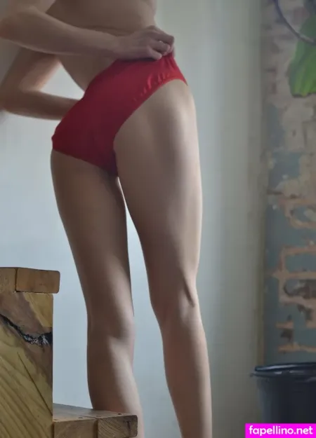 Sophiasmokes OnlyFans Thumbnail #rMOjoFOS5V