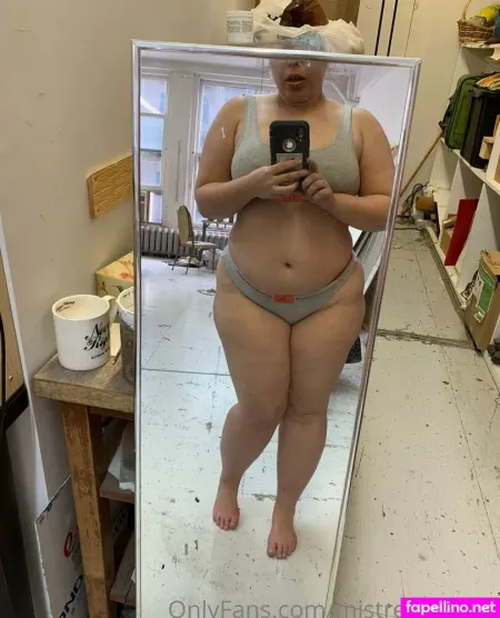Sophiasylvanfree OnlyFans Thumbnail #Gbw0Mio6XY