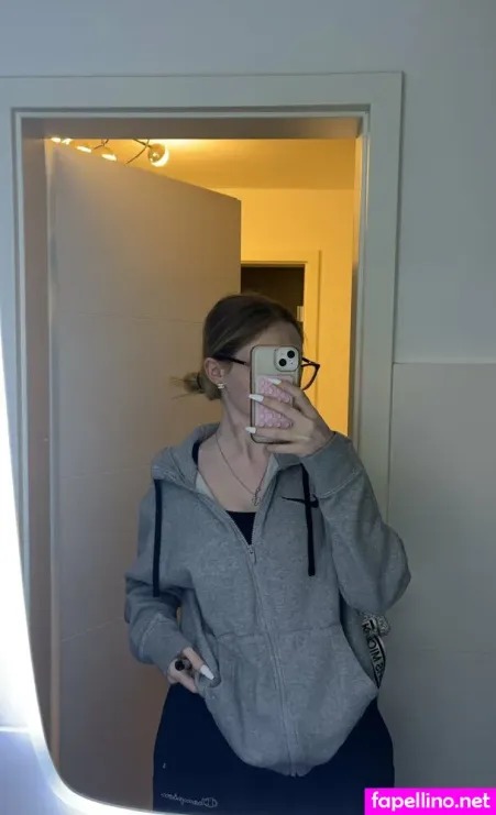 Sophiatiel OnlyFans Thumbnail #6BgzCd5BGt