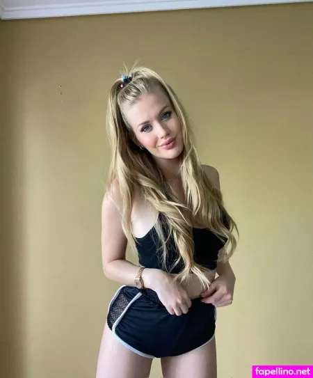 Sophiax Xx 1 OnlyFans Thumbnail #myQ8oHBvWf