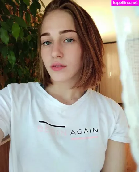 Sophie 5 OnlyFans Thumbnail #VCq7EJerTK