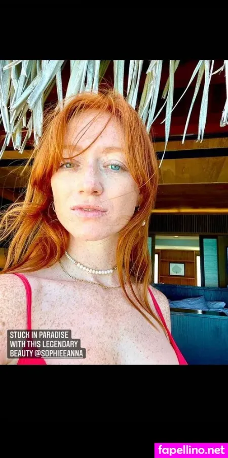 Sophie Anna Everhard OnlyFans Thumbnail #XwXmxWIHCu