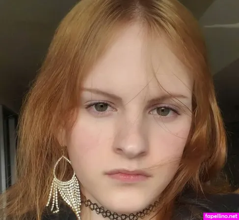 Sophie Asimov OnlyFans Thumbnail #eyEzHm9Fyk
