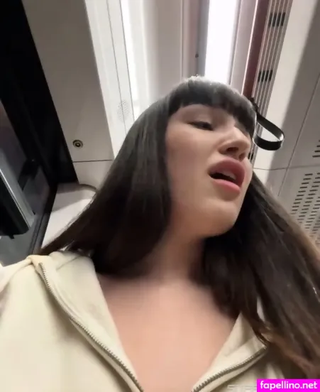 Sophie Avory OnlyFans Thumbnail #4itCByGsNP