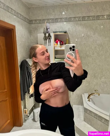 Sophie Blondie OnlyFans Thumbnail #L3qbyCciNy
