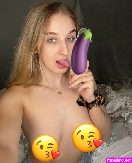 Sophie Blondie OnlyFans Thumbnail #YSYV29DmST