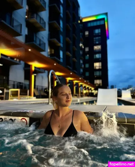Sophie Blondie OnlyFans Thumbnail #mYYeqj2jzJ