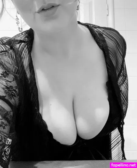 Sophie Bonjour OnlyFans Thumbnail #zij11I3xTG