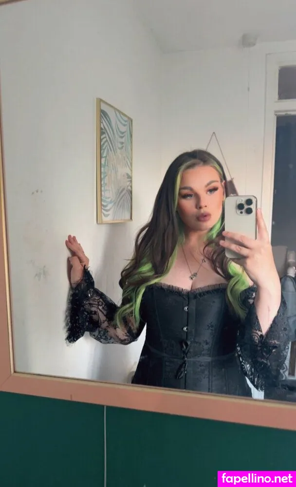 sophiesnaps1996 Nude Leaked OnlyFans Photo #5fho2pEy6r