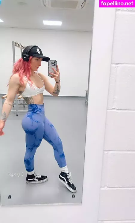 Sophie Burrell OnlyFans Thumbnail #YBLm8Vqv1C