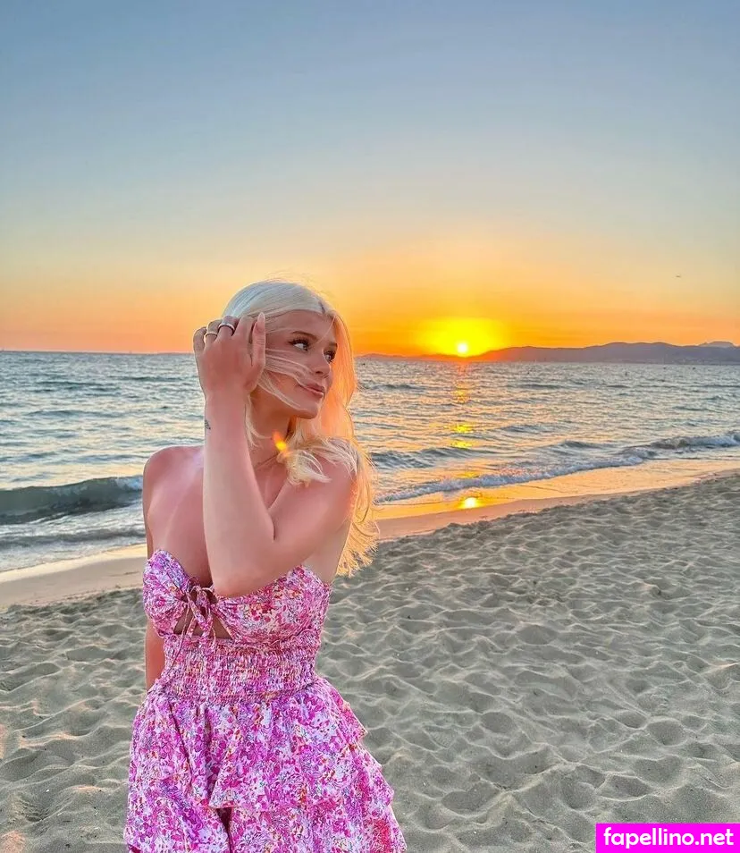 sophiecharlotth, sophiethebodyvip Nude Leaked OnlyFans Photo #7oCQuAewaS