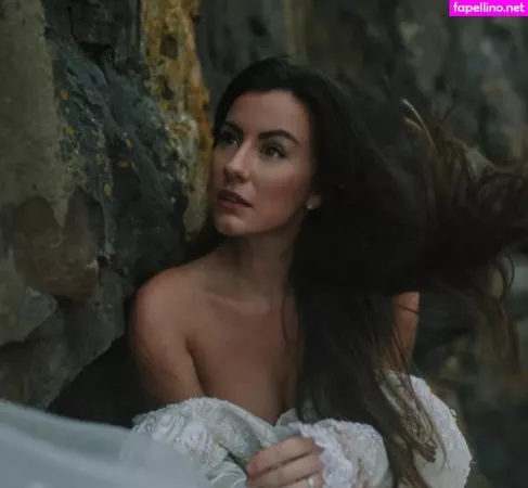 Sophie Craig OnlyFans Thumbnail #3HiugLzZOq