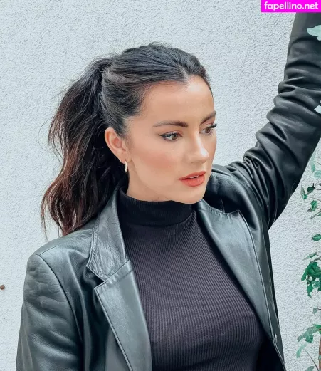 Sophie Craig OnlyFans Thumbnail #YWY8ArDdgN