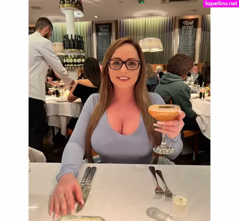 Sophie Defoe 2 OnlyFans Thumbnail #34FCBIGUSZ