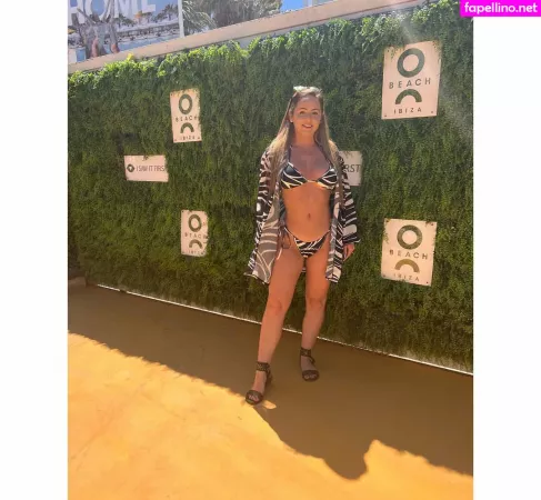 Sophie Defoe 2 OnlyFans Thumbnail #VNvohc7RpH