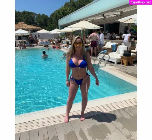 Sophie Defoe 2 OnlyFans Thumbnail #lYbJpW9qUI