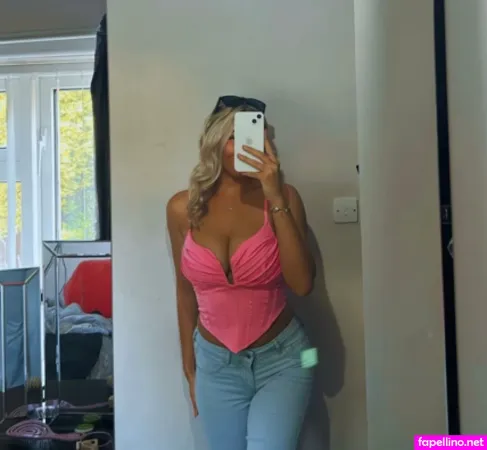 Sophie Dodd OnlyFans Thumbnail #5g22KgqLft