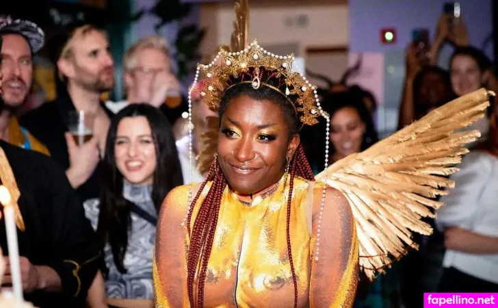 Sophie Duker OnlyFans Thumbnail #NjLVEVs8Sl