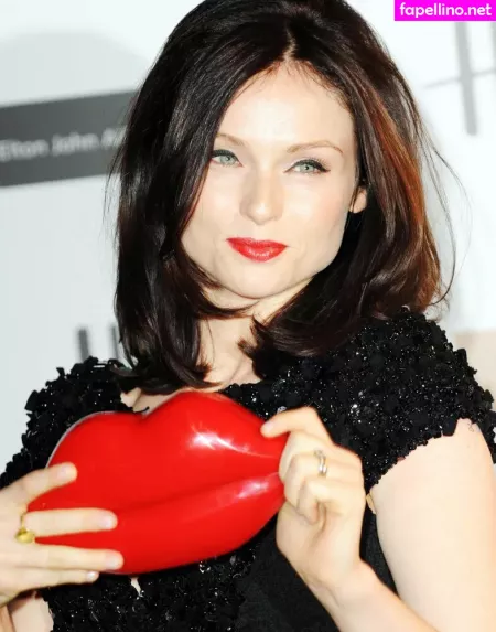 Sophie Ellis Bextor OnlyFans Thumbnail #9B4tn8PxeO