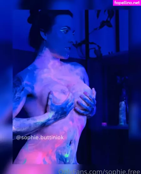 Sophie Free OnlyFans Thumbnail #FrcBBCbIFO