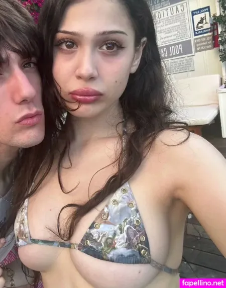 Sophie Giannamore OnlyFans Thumbnail #DvQA0GudEn