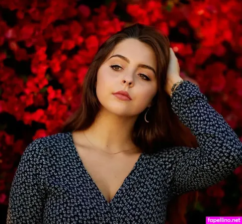 Sophie Glasser OnlyFans Thumbnail #IJk76u7xDu