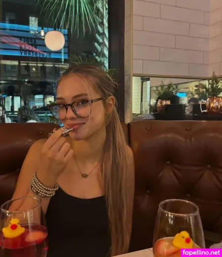 Sophie Grace OnlyFans Thumbnail #hVJWfmMWMI