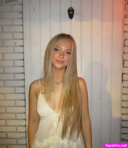 Sophie Grace OnlyFans Thumbnail #mw0zVN6iMm