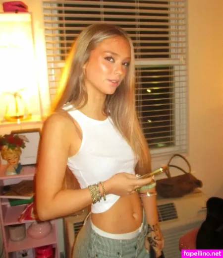 Sophie Grace OnlyFans Thumbnail #q7fx5ESiYe