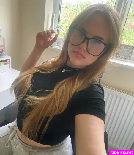 Sophie Hansen Young Bbw OnlyFans Thumbnail #pqHKyca9em