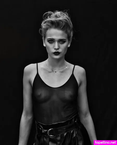 Sophie Kern OnlyFans Thumbnail #bQipqUpKQu