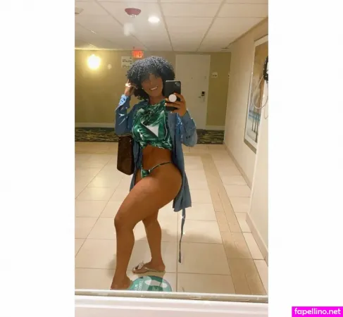 Sophie Likosky OnlyFans Thumbnail #FR7kv7wsFd