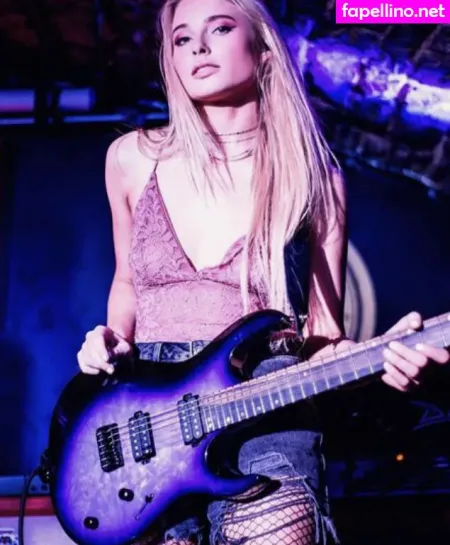 Sophie Lloyd OnlyFans Thumbnail #MuCvDIHOQ4