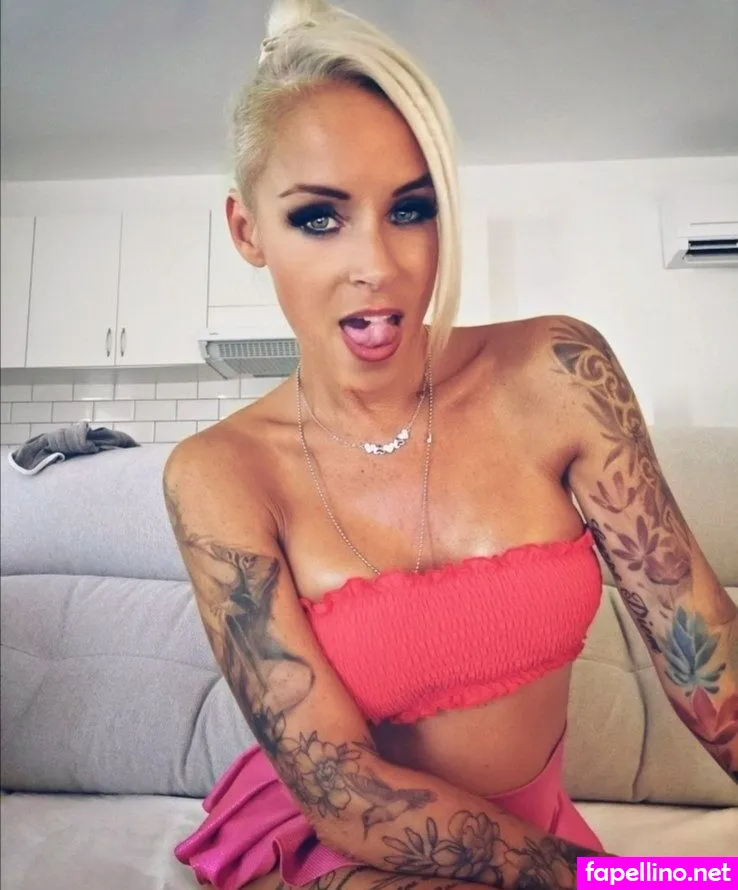 Sophie Logan Nude Leaked OnlyFans Photo #4AThHH1wTO