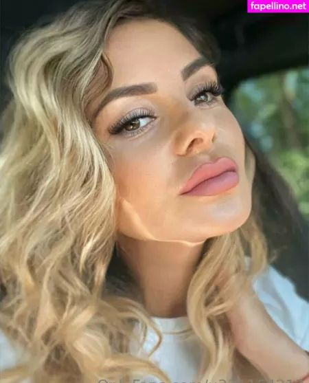 Sophie Lovelight OnlyFans Thumbnail #ToY4vvCd4Q
