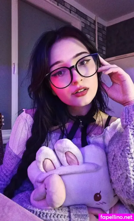 Sophie Lucky OnlyFans Thumbnail #6whzLQSnPT