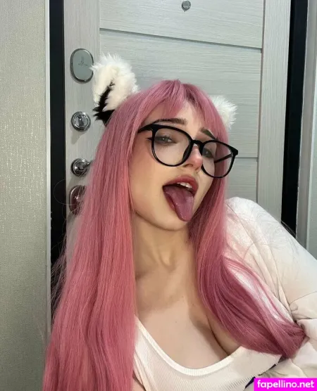 Sophie Lucky OnlyFans Thumbnail #zBbgWsypQB
