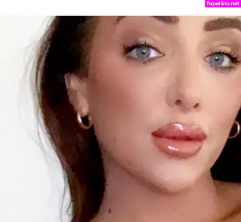 Sophie Luxe OnlyFans Thumbnail #IFX9HTu7hJ