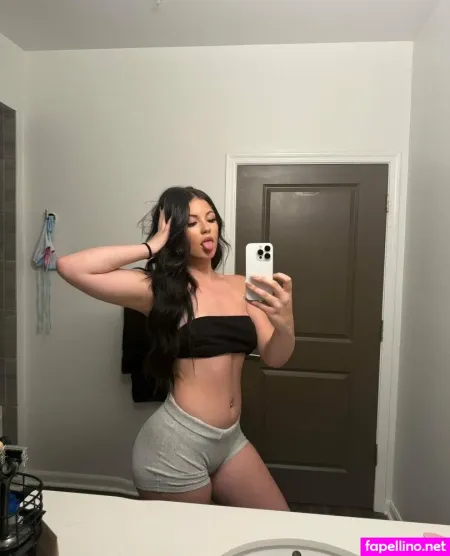 Sophie Mariee OnlyFans Thumbnail #uQLqIGzG0O