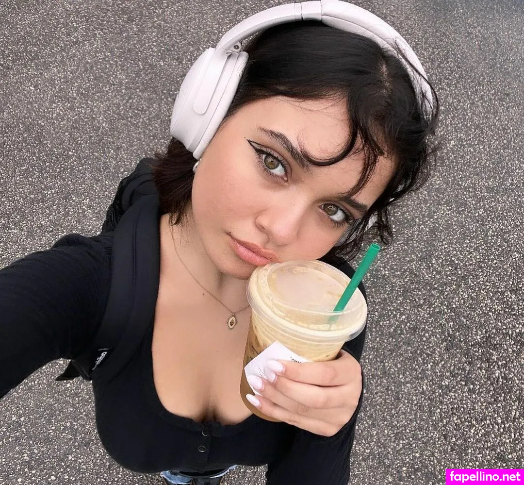 sophiemichelle, xxxmisssmitchell_92 Nude Leaked OnlyFans Photo #cSwWTXSeLW